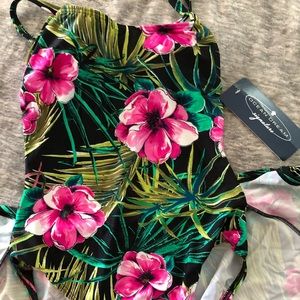 Magnificent bathing suit